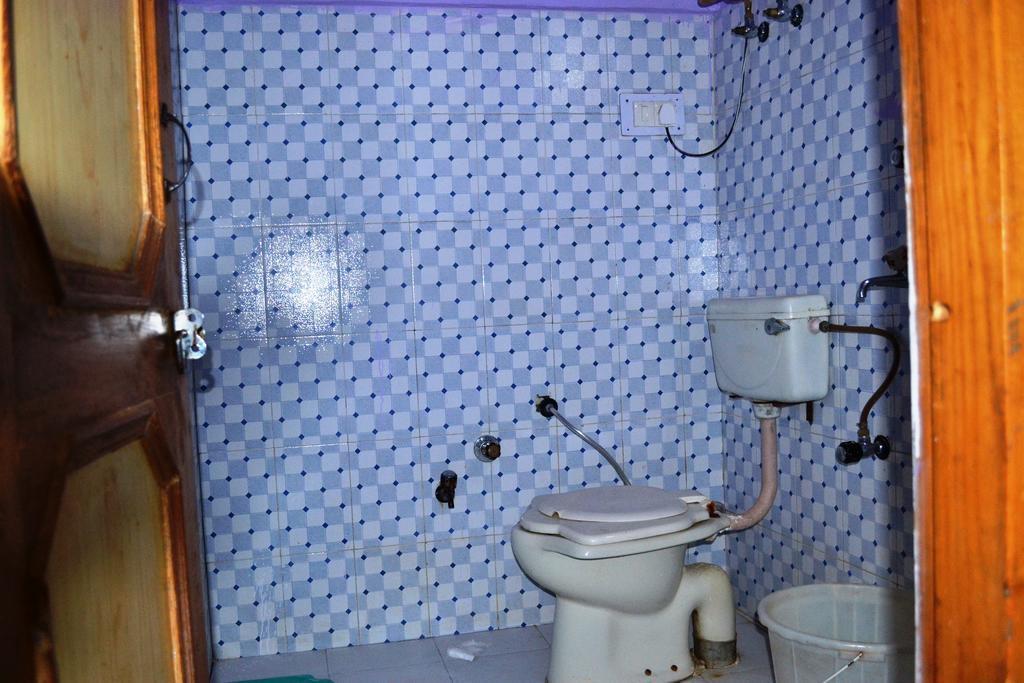 Kunal Hotel & Cottages Manāli Extérieur photo