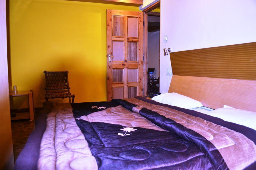 Kunal Hotel & Cottages Manāli Extérieur photo